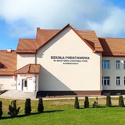 Szkoła Podstawowa w Sobiechach – Pedagogika Cyrku